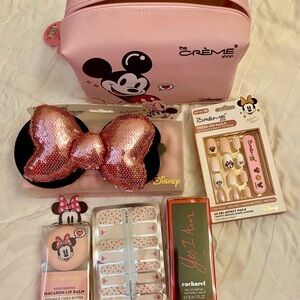 The Crème Shop Disney Minnie Mouse Bundle NWT